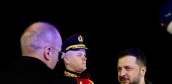 Ukrayna Devlet Başkanı Zelensky, Ukrayna-Güneydoğu Avrupa Zirvesi için Arnavutluk'a geldi