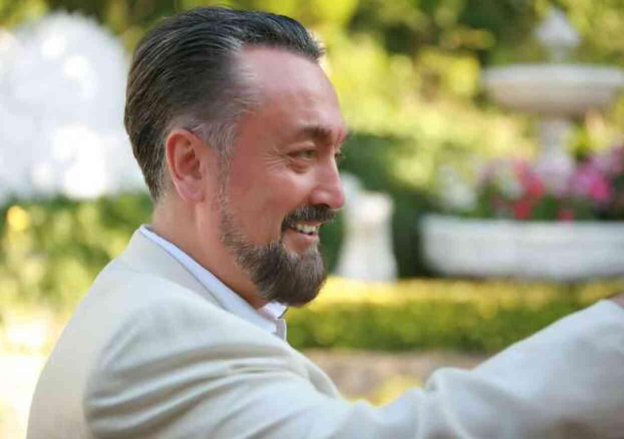 Adnan Oktar cezaevinde yüzlerce avukatla görüşmüştü! Adnan Oktar nereye nakledildi?