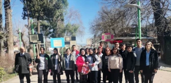 Gaziantep İslahiye'de Lise Öğrencileri Nezaket Kurallarını Hatırlattı