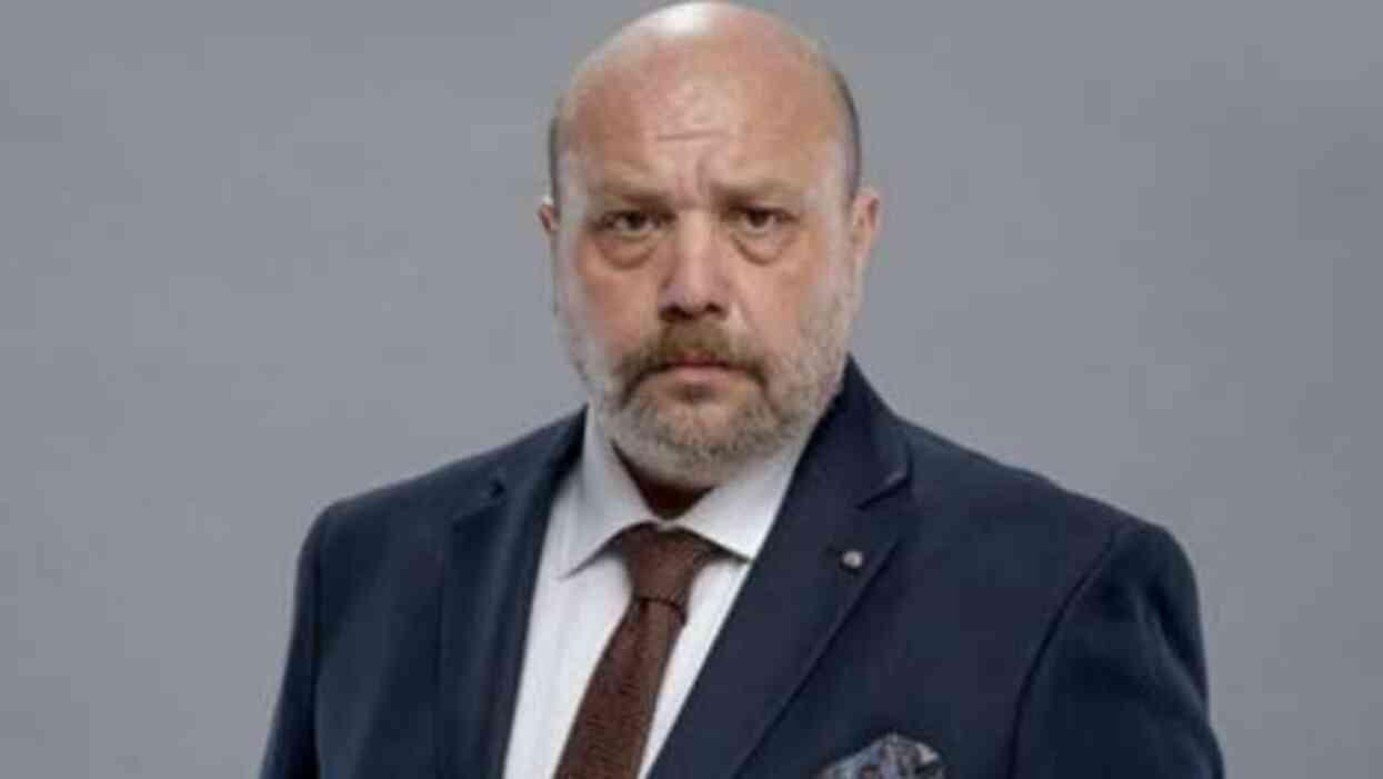 Kızılcık Şerbeti'nin yeni Apo'su çekimlere başladı mı? Ahmet Mümtaz Taylan'dan ilk set karesi geldi! Kızılcık Şerbeti'nin yeni Apo'su çekimlere başladı mı? Ahmet Mümtaz Taylan'dan ilk set karesi geldi!