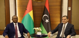 Libya Başbakanı Dibeybe ve Gine Bissau Cumhurbaşkanı Embalo Libya'da seçimlerin yapılması konusunu ele aldı