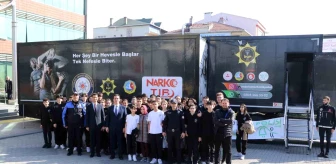 İstanbul'da Narkotik Eğitim Tırı 2240 Öğrenciyi Bilgilendirdi