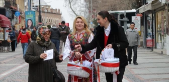 Bulgaristan'ın Edirne Başkonsolosluğu Marteniçka Bilekliği Dağıttı