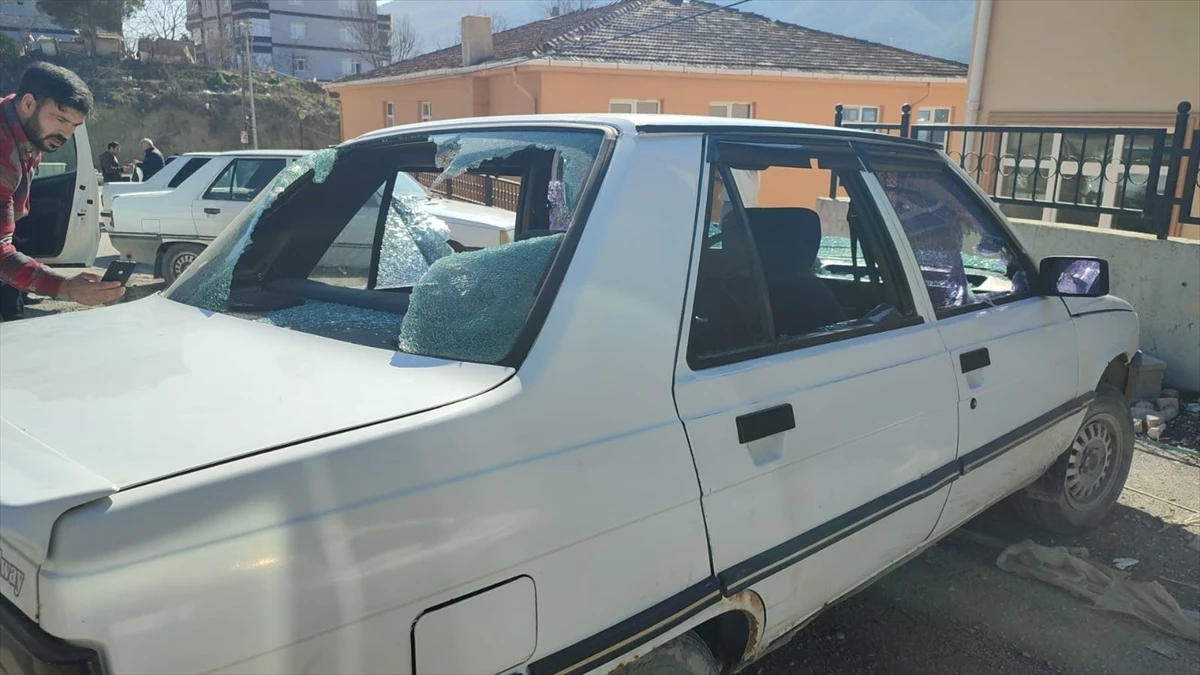 Durağan'da Muhtar Adayına Silahlı ve Baltalı Saldırı: 12 Şüpheli Gözaltına Alındı