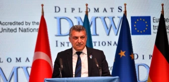 Uluslararası Diplomatlar Birliği Başkanı Ferhat Özçelik Güven Tazeledi