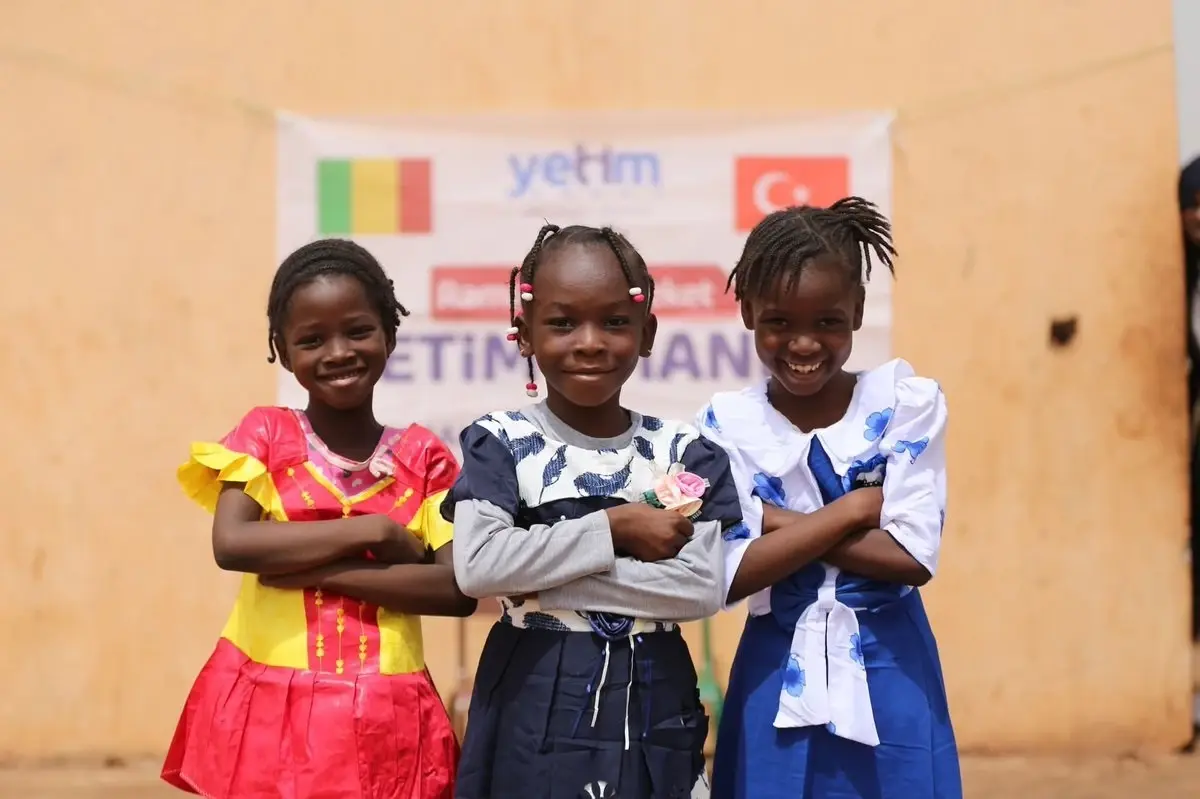 Yetim Vakfı, 21 ülkede 200 binden fazla yetime yardım eli uzatıyor