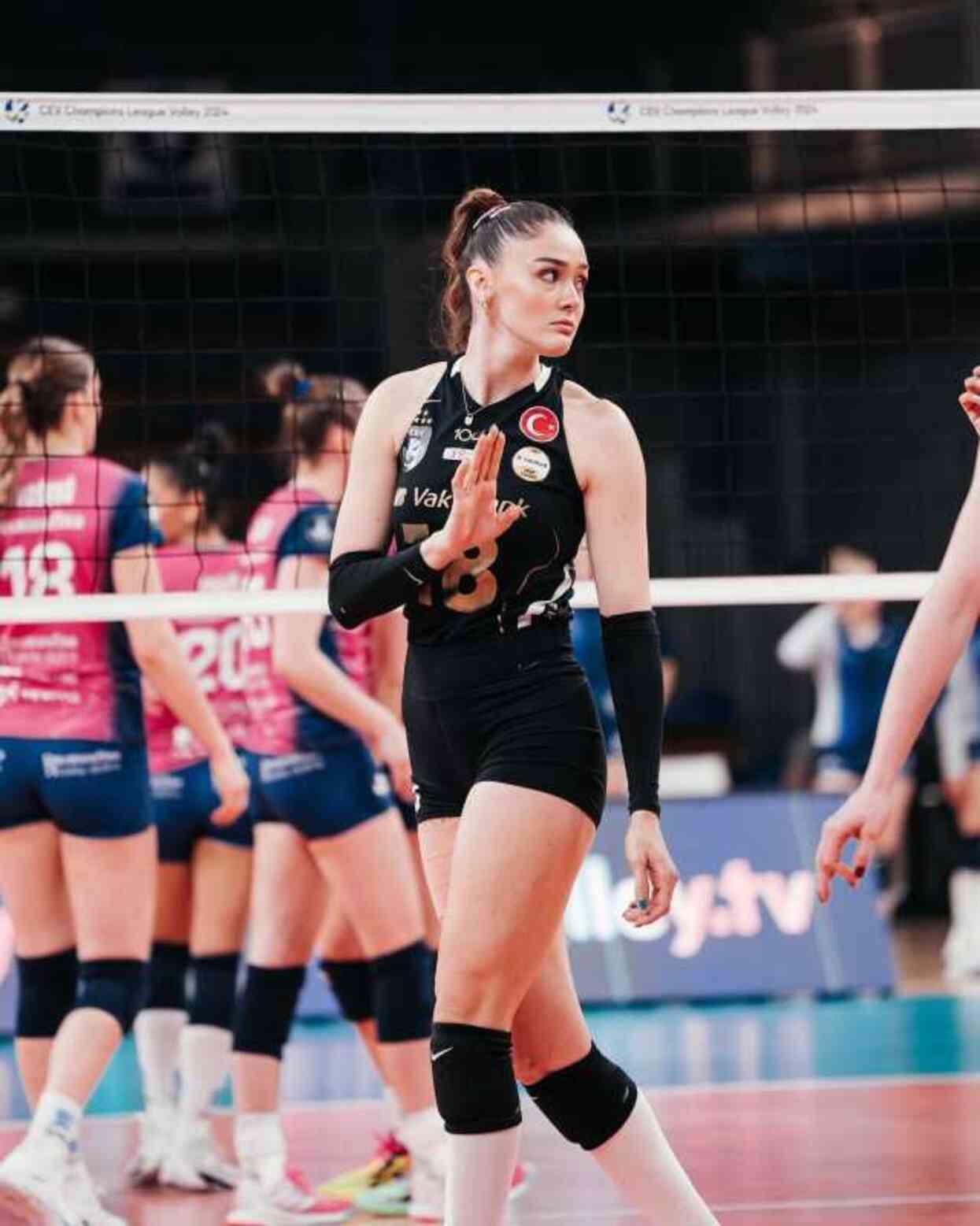 Zehra Güneş'in serveti ne kadar? Voleybolcu Zehra Güneş'in toplam serveti ne kadar?