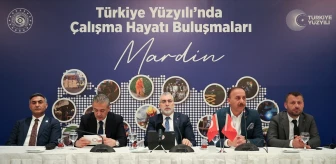 Bakan Işıkhan, Mardin'de 'Türkiye Yüzyılı'nda Çalışma Hayatı Buluşmaları' toplantısında konuştu