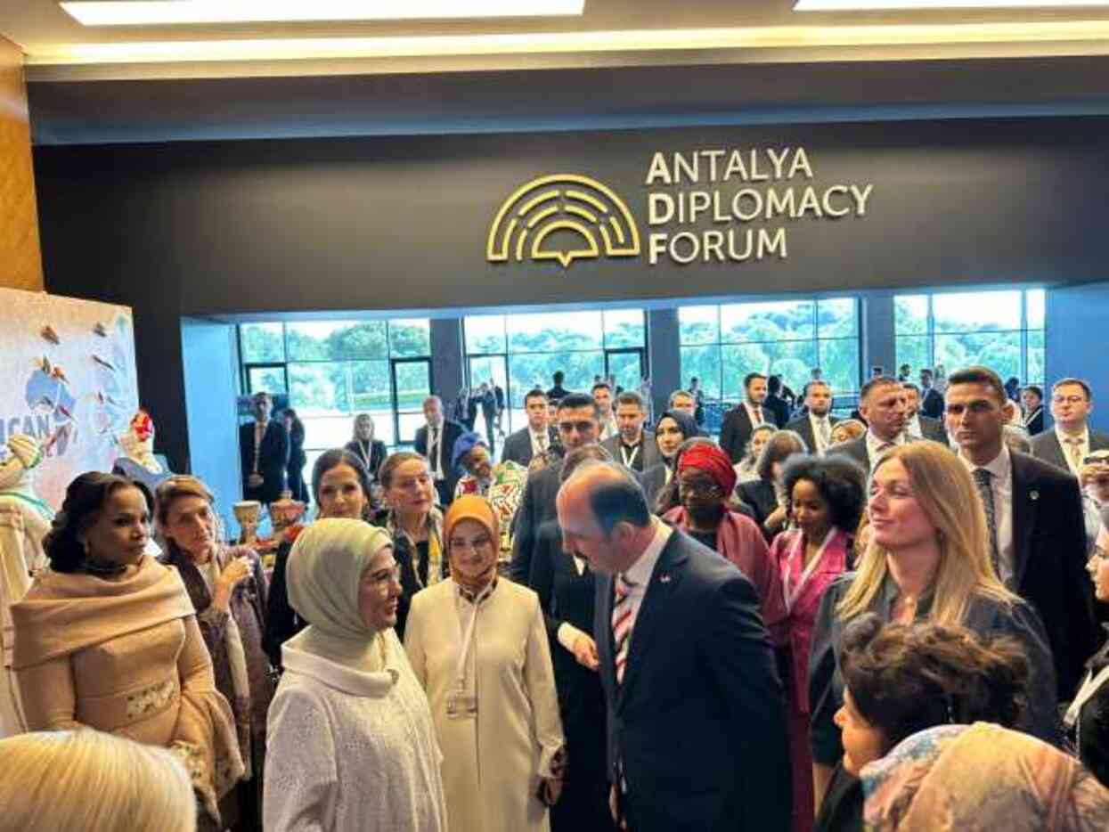 Başkan Altay, Antalya Diplomasi Forumu'nda Düzenlenen 'Küresel Meseleler İçin Yerel Yaklaşımlar' Paneline Katıldı Başkan Altay, Antalya Diplomasi Forumu'nda Düzenlenen 'Küresel Meseleler İçin Yerel Yaklaşımlar' Paneline Katıldı
