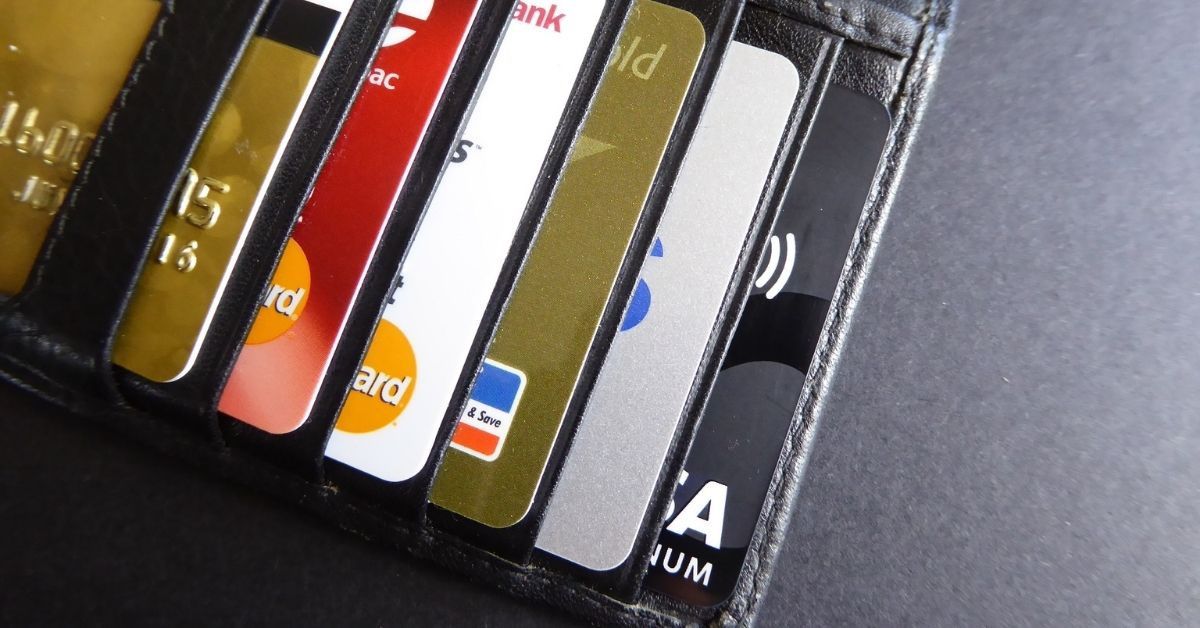 Hafta sonu bankalar açık mı 2025? Bankaların çalışma saatleri!