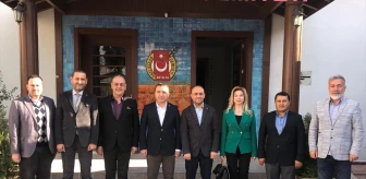 Muratpaşa Belediye Başkan Adayı Özdemir Manavoğlu, seçim çalışmaları kapsamında ziyaretlerde bulundu