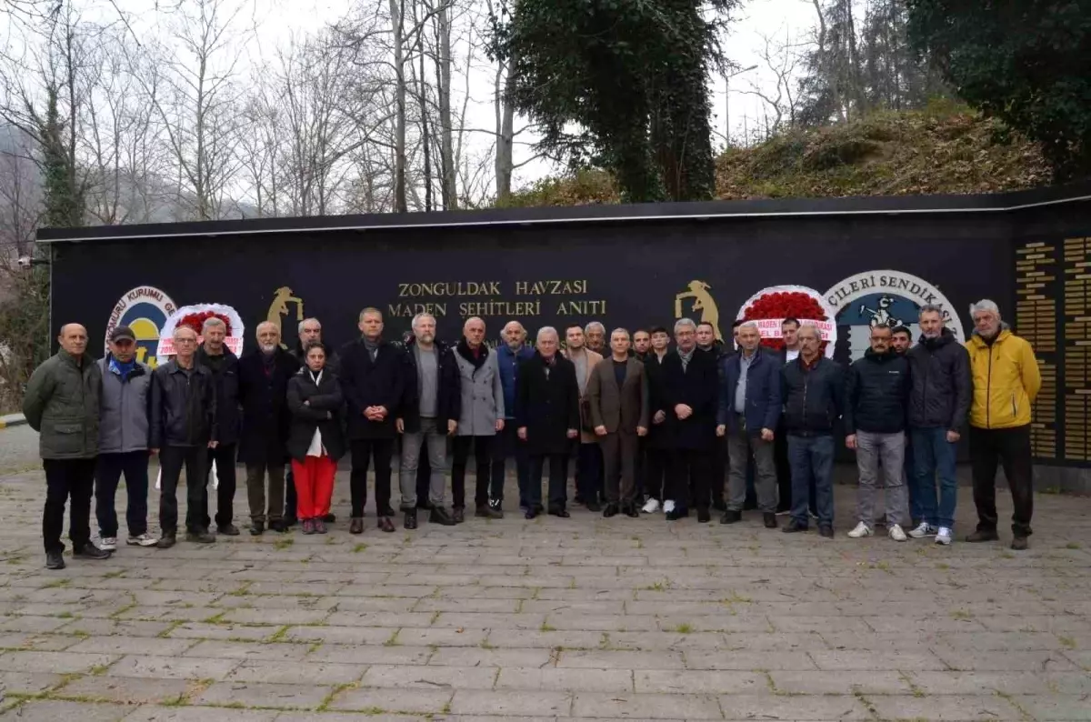 TTK Kozlu Müessese Müdürlüğü'nde Maden Şehitleri Anıtı'nda Tören Düzenlendi