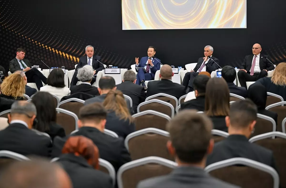 Antalya Diplomasi Forumu'nda Avrasya'da Yeni İşbirliği Dinamikleri Ele Alındı