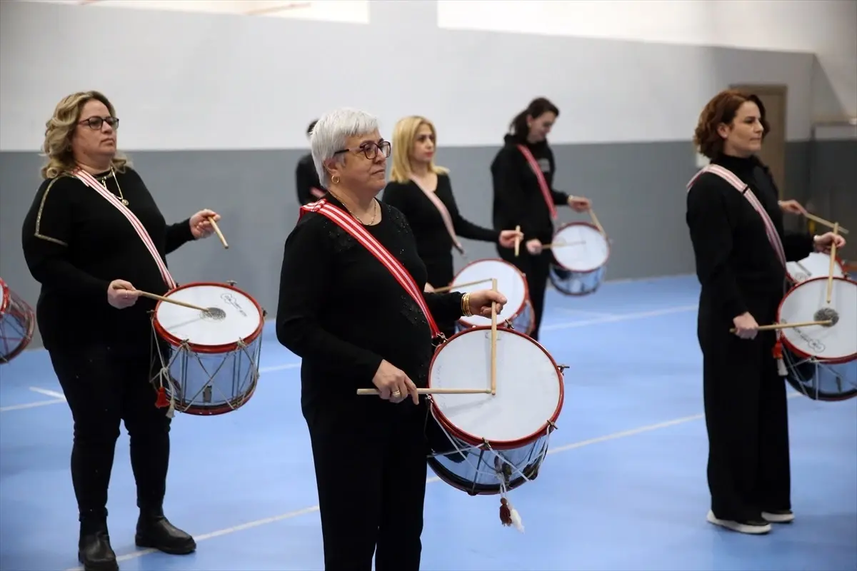 Kastamonu'da Halime Çavuş Kadın Derneği Bando Takımı Gösteriye Hazırlanıyor