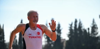 63 Yaşındaki Murat Sağlam Türkiye Masterler Salon Atletizm Şampiyonası'nda Türkiye Rekoru Kırdı