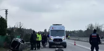 Sinop'ta Otomobil Kazası: 1 Ölü, 2 Yaralı