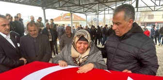 Tomarzalı Emekli Gazi Hacı Atabay'ın cenazesi askeri törenle defnedildi
