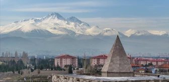 Kayseri'deki 700 yıllık Köşk Medrese Kültür ve Sanat Merkezi Olarak Hizmet Verecek