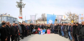 AK Parti Van Büyükşehir Belediye Başkan Adayı Abdulahat Arvas, Tuşba ilçesinde vatandaşlarla buluştu