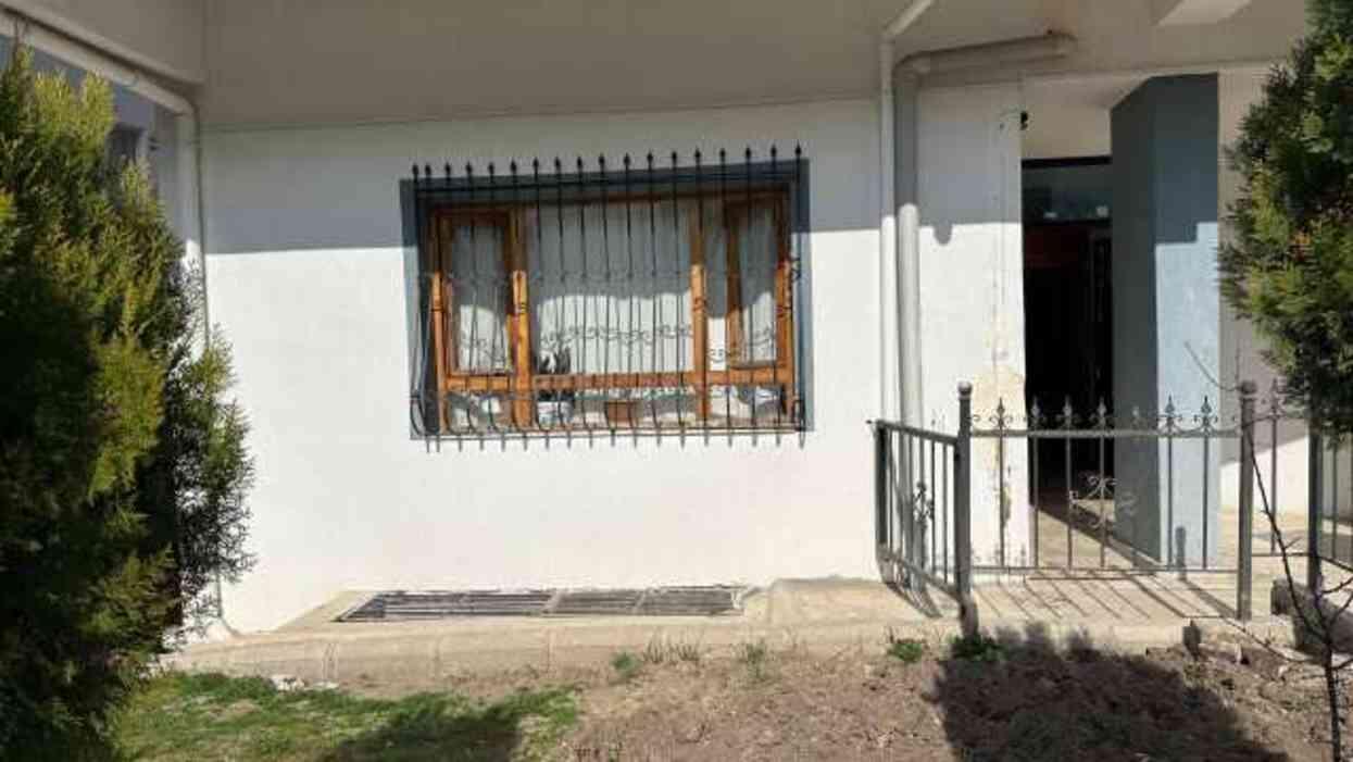 Ankara'da Eşi ve Engelli Oğlunu Öldüren Zanlı İfadesini Verdi Ankara'da Eşi ve Engelli Oğlunu Öldüren Zanlı İfadesini Verdi