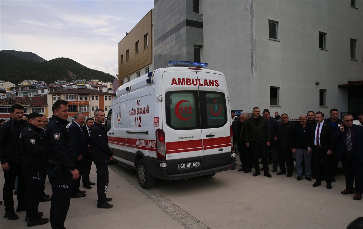 BBP Genel Başkanı Mustafa Destici Tokat'ta trafik kazası geçirdi