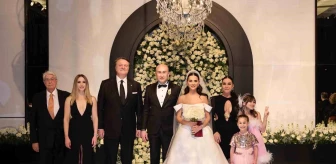 Beşiktaş Jimnastik Kulübü İkinci Başkanı Hüseyin Yücel ile Nurşah Adalı Düğün Töreniyle Evlendi