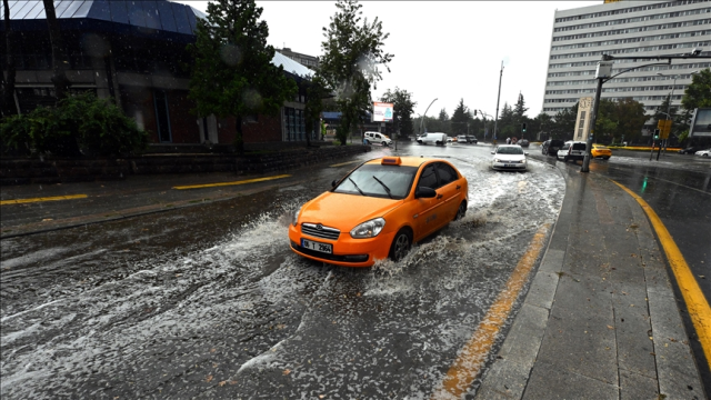 İçişleri Bakanı Yerlikaya, yağışlar ve fırtına için uyarılarda bulundu
