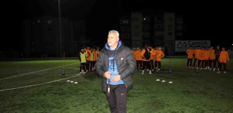 Eski Futbolcu Mustafa Kocabey: Futbol Takımlarının Başına Futbolcular Geçmeli