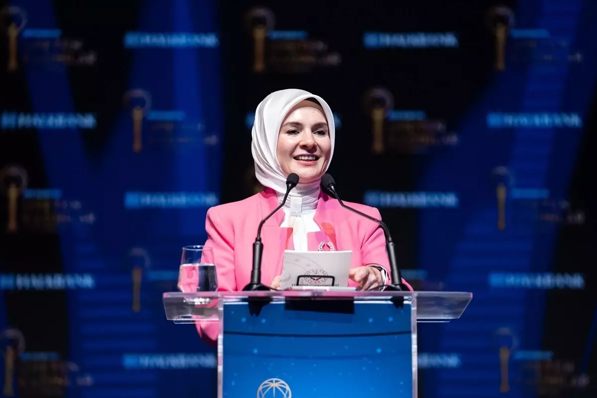 Aile ve Sosyal Hizmetler Bakanı: Kadının iş gücüne katılma oranını yükseltmeyi hedefliyoruz