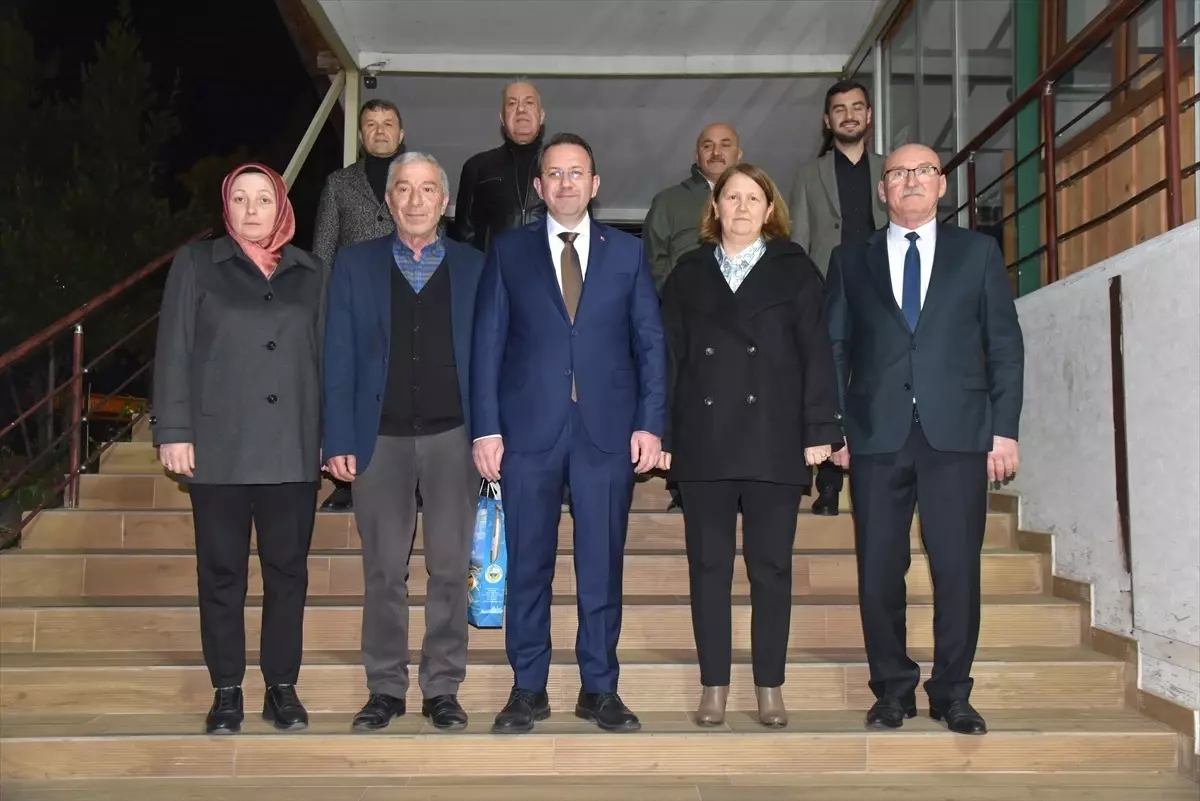 Görele Belediye Başkanı Ahmet Süleymanoğlu, meclis üyeleriyle buluştu