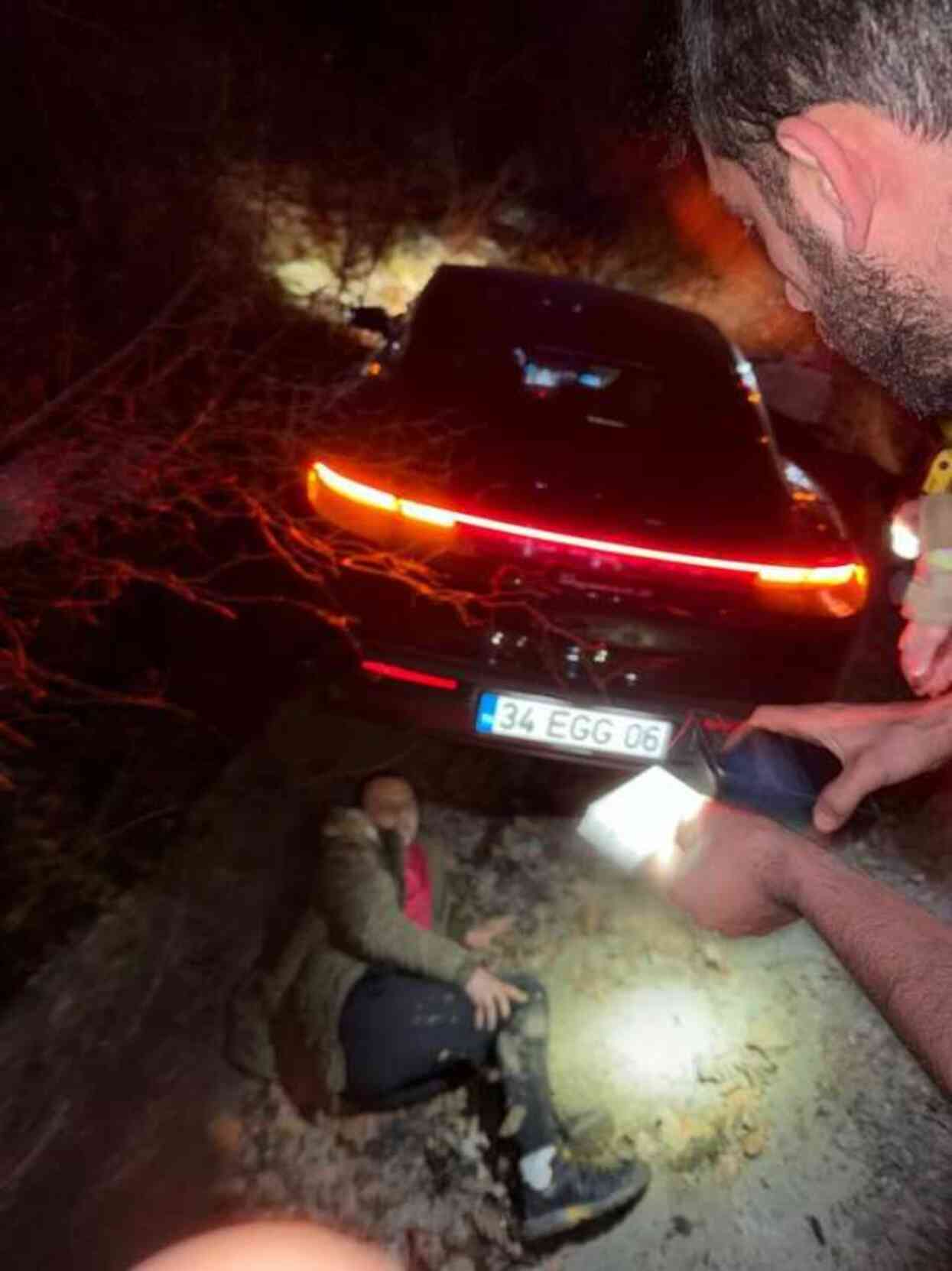 Kaza yaparak bir kişiyi öldüren 16 yaşındaki oğlunu Mısır'a kaçıran yazar Eylem Tok özür diledi: Adalete teslim olacağız