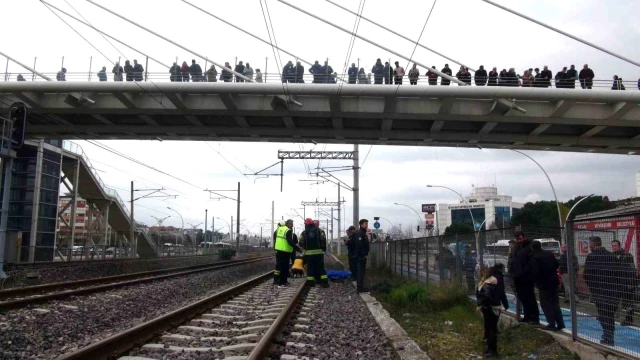Kocaeli'de hızlı tren hattında intihar