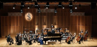 KKTC Cumhurbaşkanlığı Senfoni Orkestrası İş Sanat'ta Konser Verdi