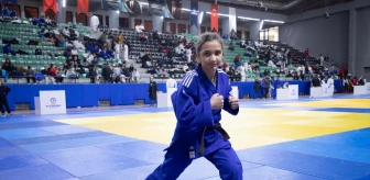 Okul Sporları Yıldızlar Judo Türkiye Birinciliği Denizli'de Gerçekleştirildi