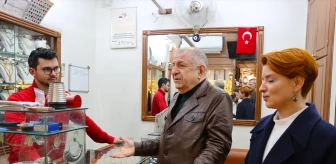 Ümit Özdağ, İstanbul'da esnaf ziyaretinde bulundu