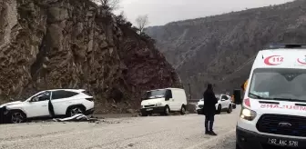 Adıyaman'da Otomobil Kazası: 1 Yaralı