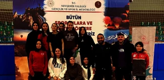 Nevşehir'de düzenlenen Okul Sporları Halter Gençler A-B Kız Türkiye birinciliği müsabakalarında sporcularımız 4 madalya kazandı