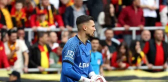 Göztepe'nin file bekçisi Mateusz Lis, son 5 maçta da gole izin vermedi