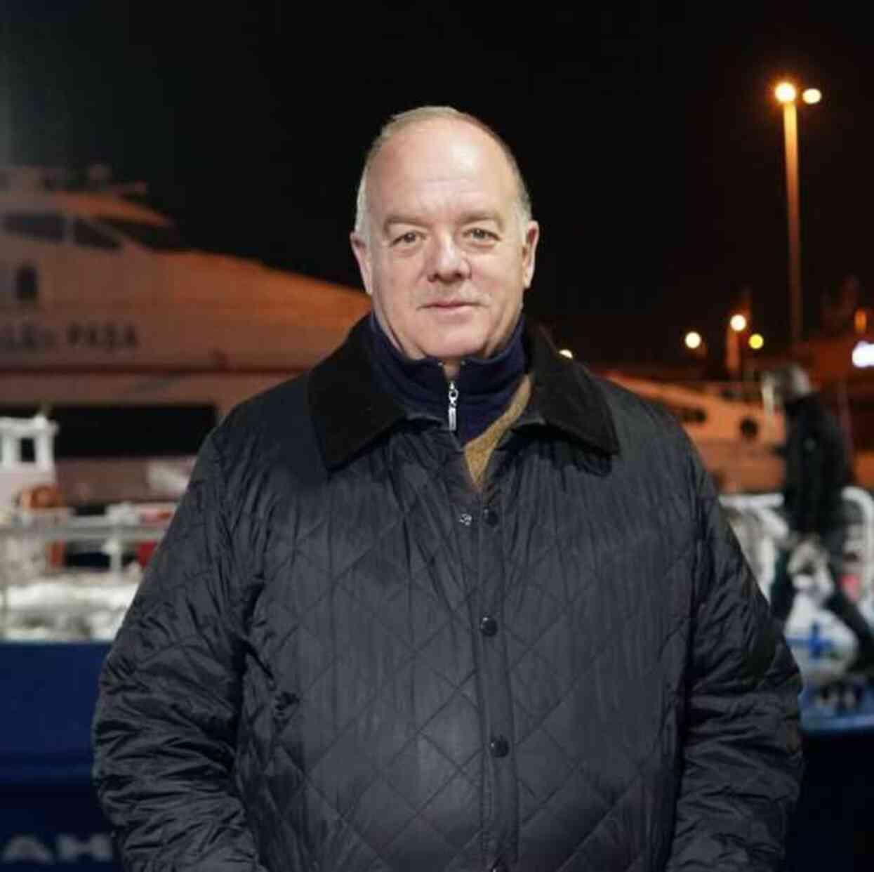 Uğur Sina Şen kimdir? AK Parti Adalar Belediye Başkan adayı Uğur Sina Şen kaç yaşında, nereli? Uğur Sina Şen kimdir? AK Parti Adalar Belediye Başkan adayı Uğur Sina Şen kaç yaşında, nereli?