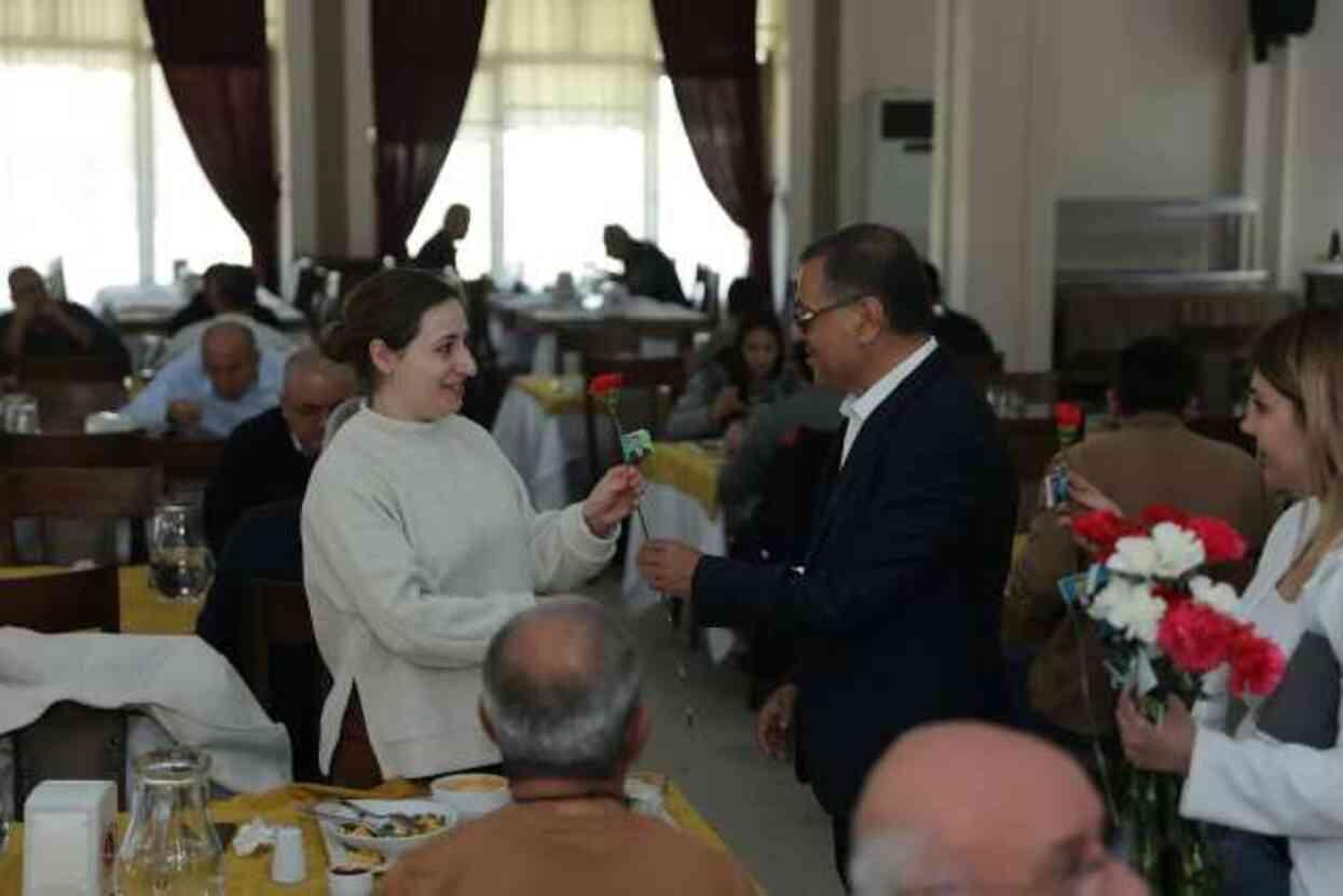 Erol Kahraman kimdir? AK Parti Adana- Ceyhan Belediye Başkan adayı Erol Kahraman kaç yaşında, nereli? Erol Kahraman kimdir? AK Parti Adana- Ceyhan Belediye Başkan adayı Erol Kahraman kaç yaşında, nereli?