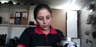 Bursa'da Turbo Tamiri Yapan Kadın Usta, Çalışkanlığıyla Örnek Oluyor