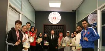 İşitme Engelliler Taekwondo Milli Takımı ve Paralimpik Taekwondo Şampiyonası'nda Kayseri'ye madalya yağmuru