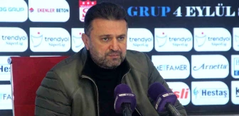 Sivasspor Teknik Direktörü Bülent Uygun, Maçın Hakemine Tepki Gösterdi