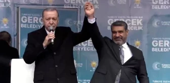 Cumhurbaşkanı Erdoğan'ın ismini anons ettiği il başkanını yuhaladılar