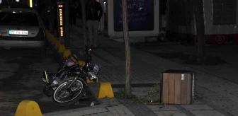 Edirne'de motosiklet ile otomobil çarpıştı: 2 yaralı