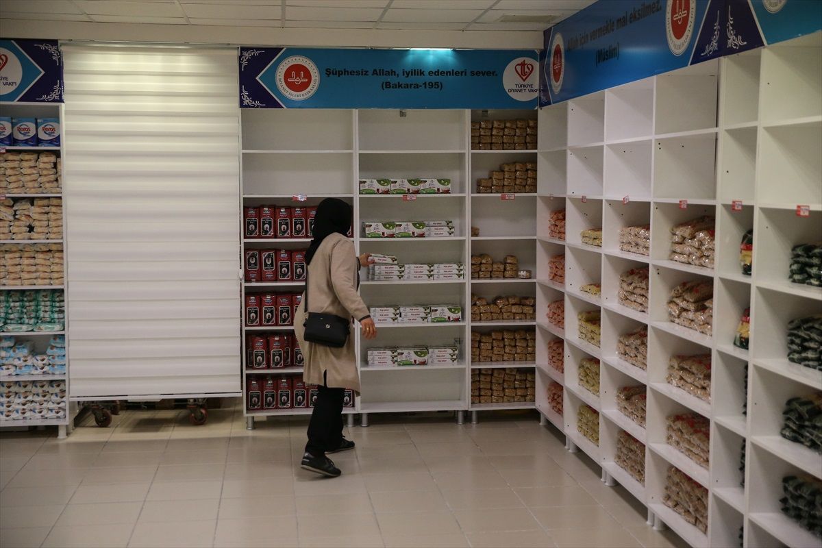 Mersin'de İyilik Çarşısı Ramazanda da İhtiyaç Sahiplerine Destek Sunacak