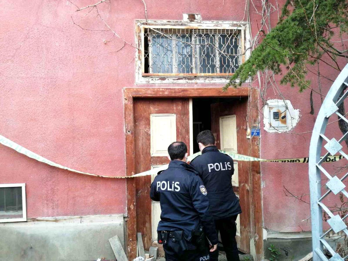 Tokat'ın Niksar ilçesinde bir kişi ölü bulundu