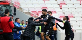 Sivasspor, Alanyaspor'a 2-1 mağlup oldu