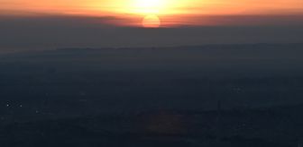 İstanbul'da Çamlıca Kulesi'nde Ramazan öncesi Ay'ın görünümü izlendi