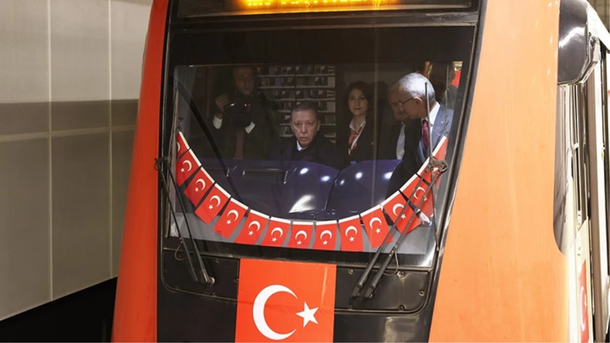 Cumhurbaşkanı Erdoğan, Bakırköy-Kirazlı metrosu açılış sürüşünü yaptı